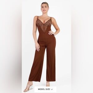 Popilush Shapewear Lace Deep V-Neck Sculpting Jumpsuit Brown Size Small NWT